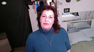 i teach sex ed class and show students how it works