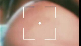 Safada loira da Vivi Guedez oficial uses sex shop clothes from Empirextore with Putariasdocasal20 featuring sensual outfits calcinhas desfile