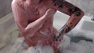 Curvy Babe with Big Tits and Ass Gets Naughty in Bath Tub