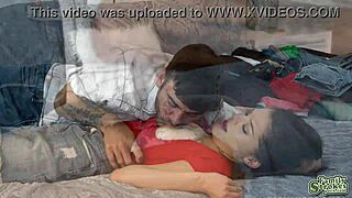 Nade Nasty Shares Sticky Cum In Reyna Dela Cruz's Mouth And Pussy