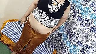 देसी अरब बीबीडब्ल्यू स्टीपमॉम इंडियन लंड लेती है बेयरबैक डॉगीस्टाइल ऐनल पाउंडिंग में