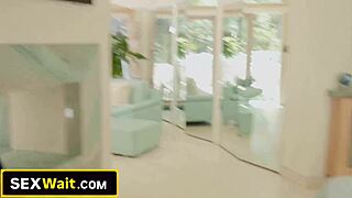 बस्टी मिल्फ अवा अडाम्स ने पर्वर्ट नेबर को हार्डकोर एनल चुदाई दी!