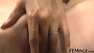 New York Lesbian Amateurs Enjoy Each Other in 4K!