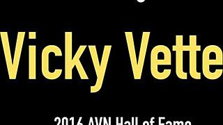 कपड़े उतारना