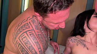 Boyfriend Invites Neighbor to Join in Eating My Pussy and Doing Double Penetration Together