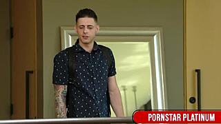 why is billy boston giving raw love to sara st clairs cunt in the bedroom