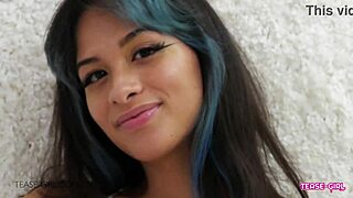 i'm a super sexy brunette teen craving attention