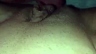 questa troia italiana matura si fa scopare forte in camera da letto