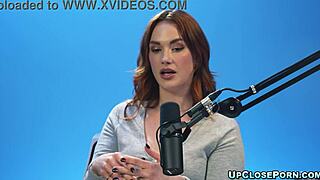 WOW SIRI DAHL FINGERS HAIRY PUSSY TO ORGASM IN CLOSEUP!