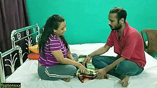 यंग 18+ सेल्स बॉय ने भाभी को झुकाया डॉगी क्रिमपाई 😈💦