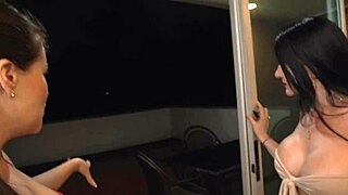 hey real estate agents, show me that apartment and your pink pussies too!