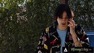 Why's stacked stepmom syren de mer such a bimbo now?