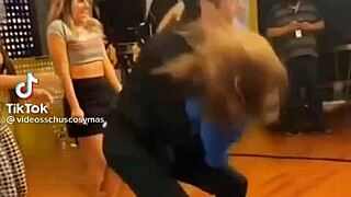 older ladies flash panties and ass cracks