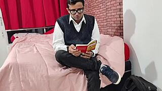 Minha Madrasta Me Pegou Punhetando E Coloquei Piroca Na Buceta Dela