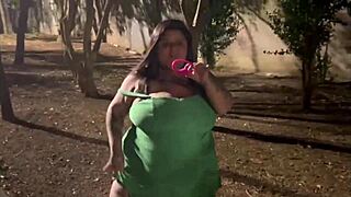 Mamando Meu Marido em Público no Mato – Firegreen2 Teases Outdoors