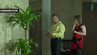 MATURE COUGAR FAT ASS SEDUCES YOUNG MUSCULAR REALTOR!