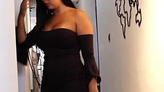 NEIGHBOR COME FUCK MY WIFE BAREBACK BUT DON'T MOVE TOO MUCH!