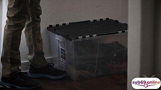 blonde milf vibes her huge clit so naughty on bed 😏💋🔥