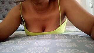 LATINA MEXICANA RELATA follada DURO con SQUIRTING se masturba MOANING!