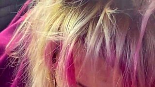 Pretty hooker kneels in backseat sucking cock deep before cum in mouth?