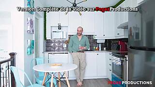 Petite blonde remakes American Pie in steamy Pegas twist