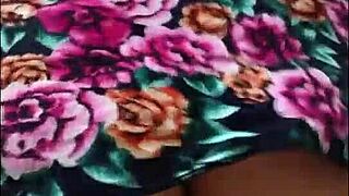 मोटी वेनेजुएला स्ट्रीट रंडी लिंगरी में बेडरूम चाटना तलब ताबू