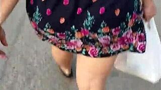 मोटी वेनेजुएला स्ट्रीट रंडी लिंगरी में बेडरूम चाटना तलब ताबू