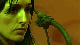 Milf Tribs Shaved Girlfriend to Orgasm