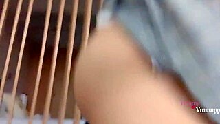 Colegiala puta mamando verga por malas notas en clase