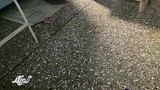 zoom on zaddi's trimmed black mature pussy close