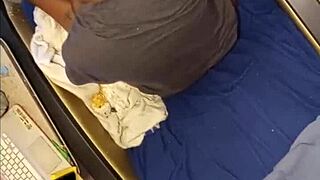 Black mama risks ebony creampie in breeding lottery gamble