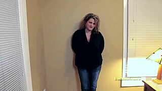 Busty Mature Brunette Laura's Sloppy Deepthroat and Hard Doggystyle Pounding