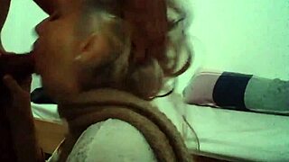 esseiro dando de mamar mâ (mature slut)